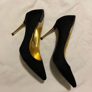 Black Thalia Sodi Pumps with Gold Heel